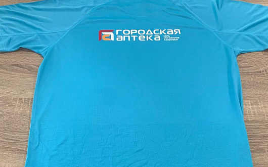 Футболки и толстовки